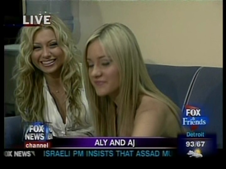 Fox_and_Friends-016.jpg