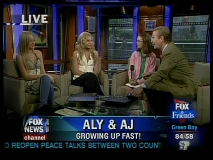 Fox_and_Friends-076.jpg