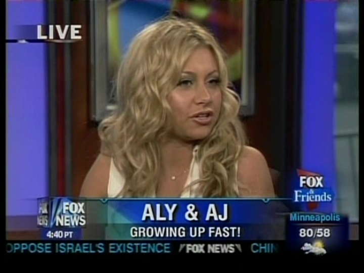 Fox_and_Friends-096.jpg