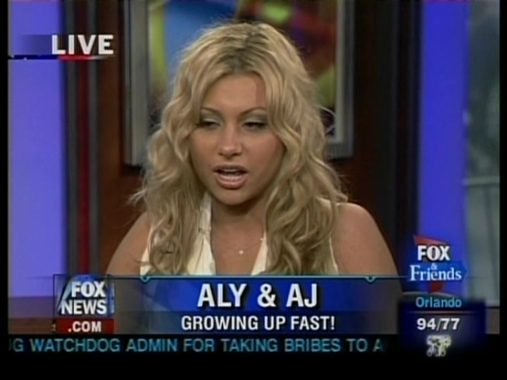 Fox_and_Friends-108.jpg