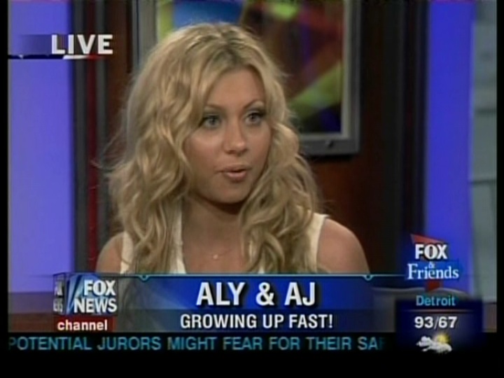 Fox_and_Friends-171.jpg