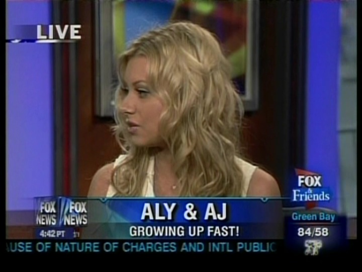 Fox_and_Friends-179.jpg