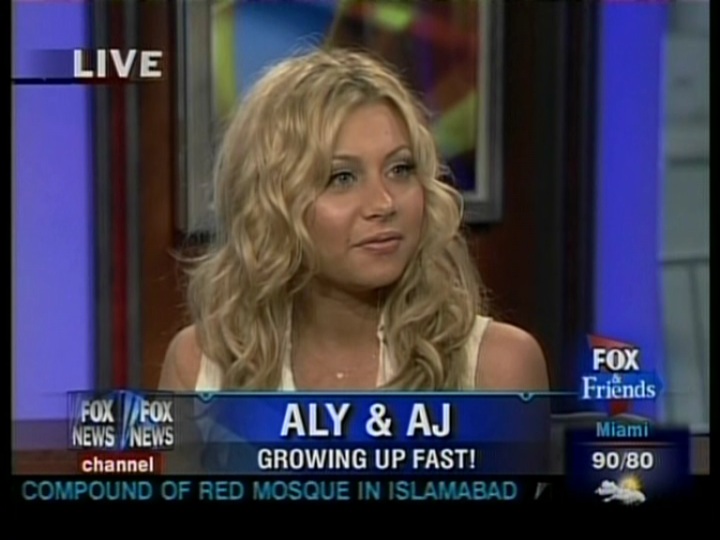 Fox_and_Friends-198.jpg