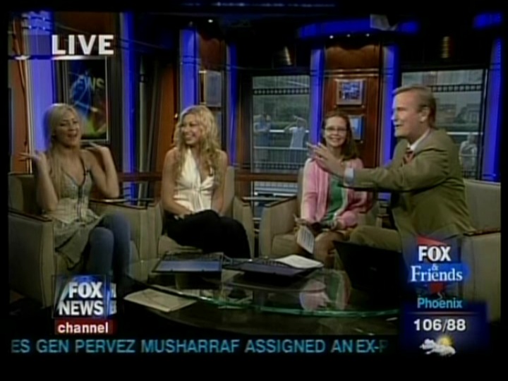Fox_and_Friends-216.jpg