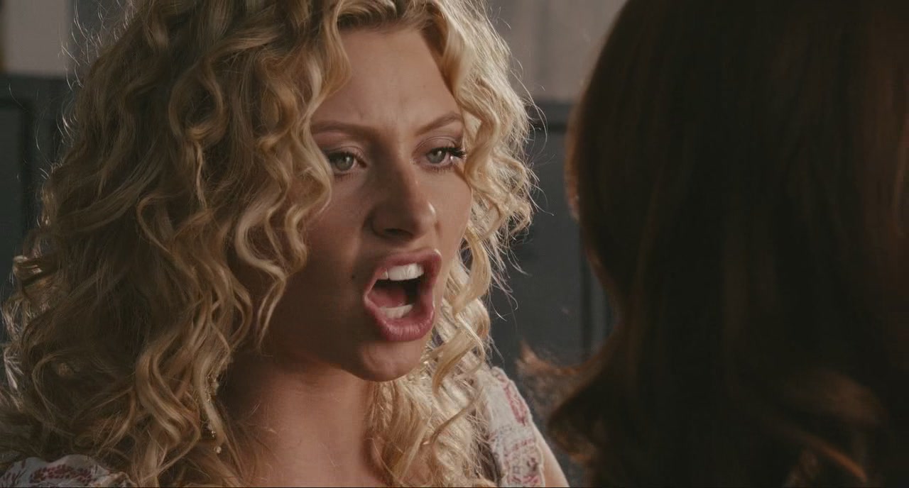 EasyA-Blu-rayCaptures-080.JPG