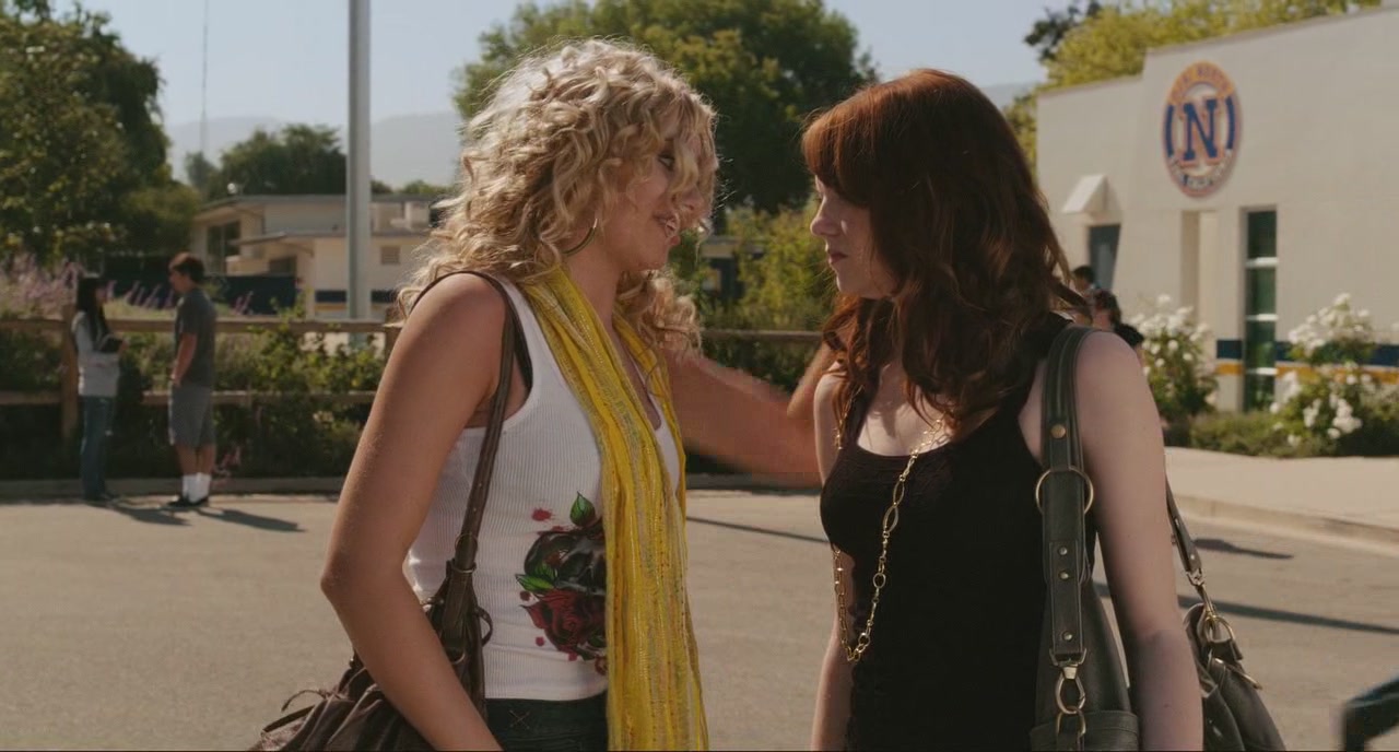 EasyA-Blu-rayCaptures-227.JPG