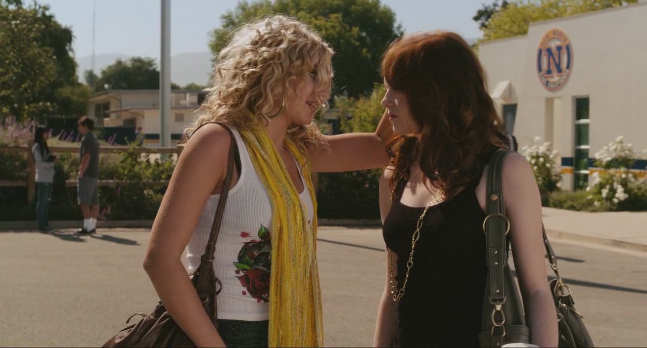 EasyA-Blu-rayCaptures-228.JPG
