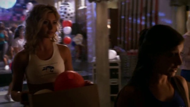 1x08_Back_of_a_Car021.jpg