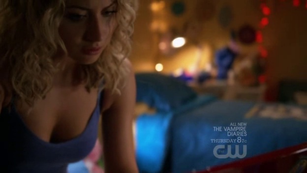 1x08_Back_of_a_Car039.jpg