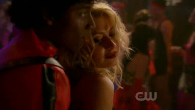 1x08_Back_of_a_Car356.jpg