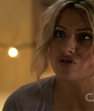 1x08_Back_of_a_Car279.jpg