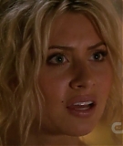 1x08_Back_of_a_Car291.jpg