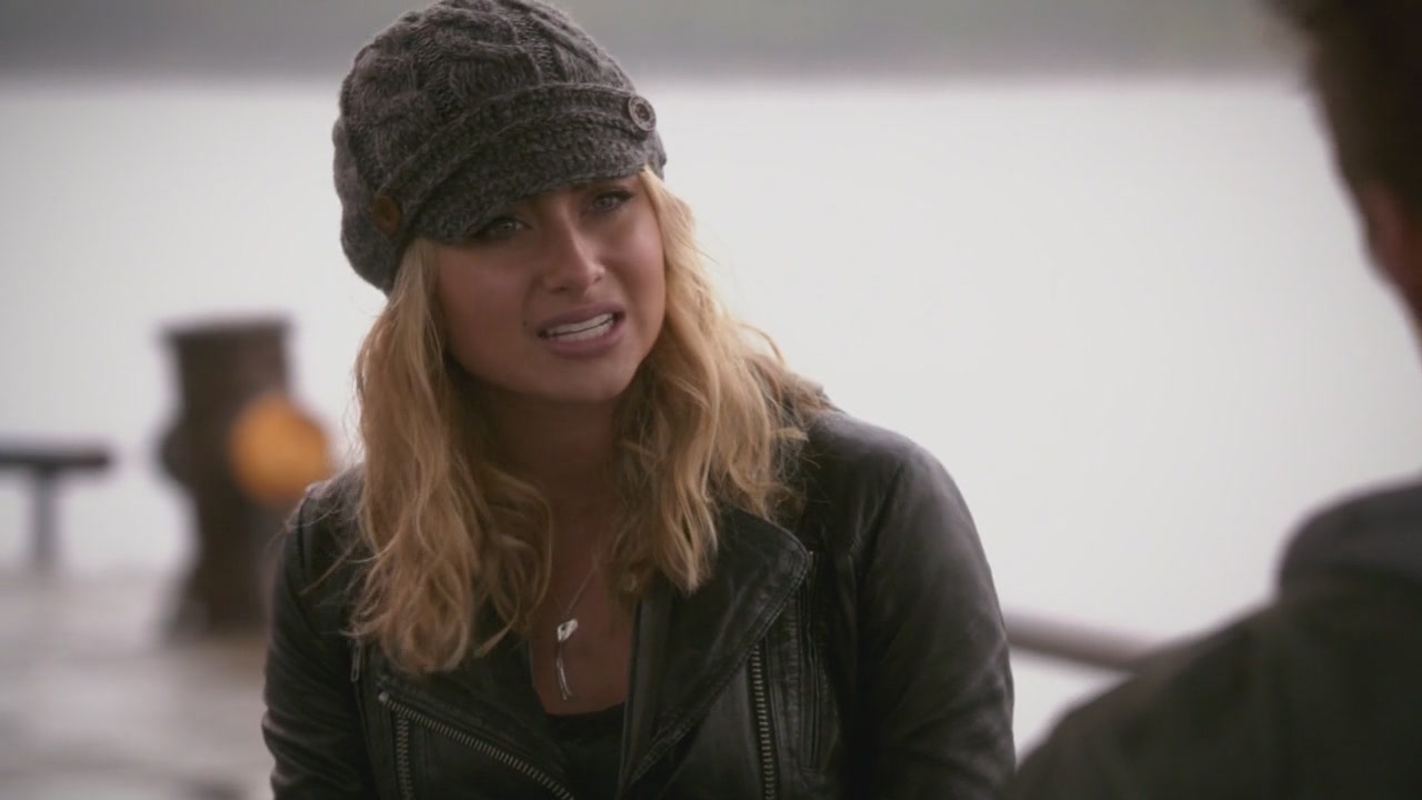 Hellcats1x11-ThinkTwiceBeforeYouGo-050.JPG