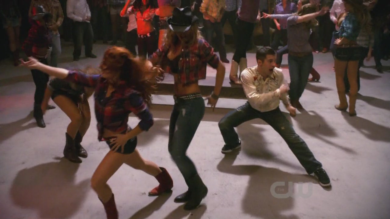 Hellcats1x11-ThinkTwiceBeforeYouGo-341.JPG