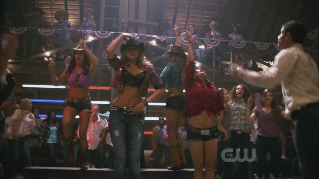 Hellcats1x11-ThinkTwiceBeforeYouGo-342.JPG
