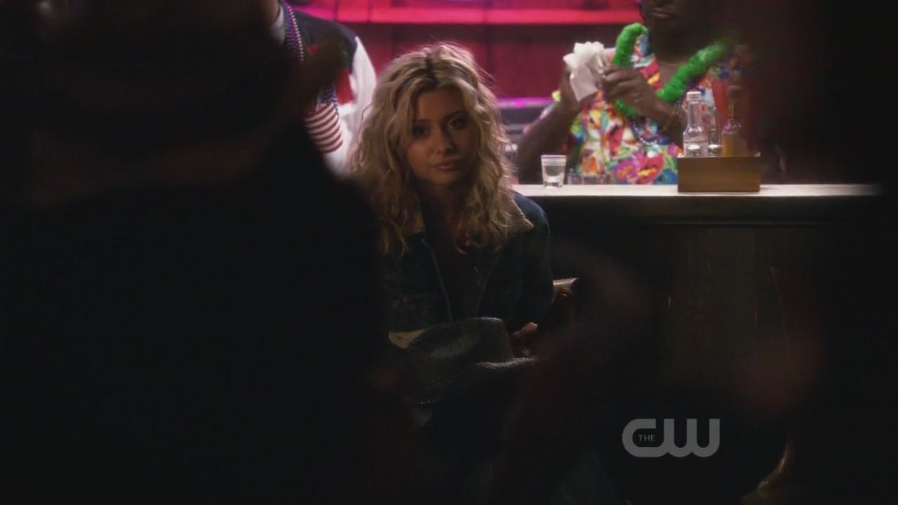 Hellcats1x11-ThinkTwiceBeforeYouGo-350.JPG