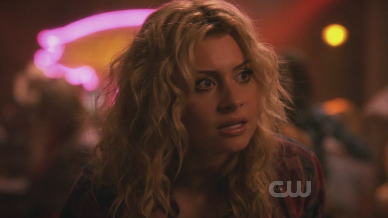 Hellcats1x11-ThinkTwiceBeforeYouGo-426.JPG