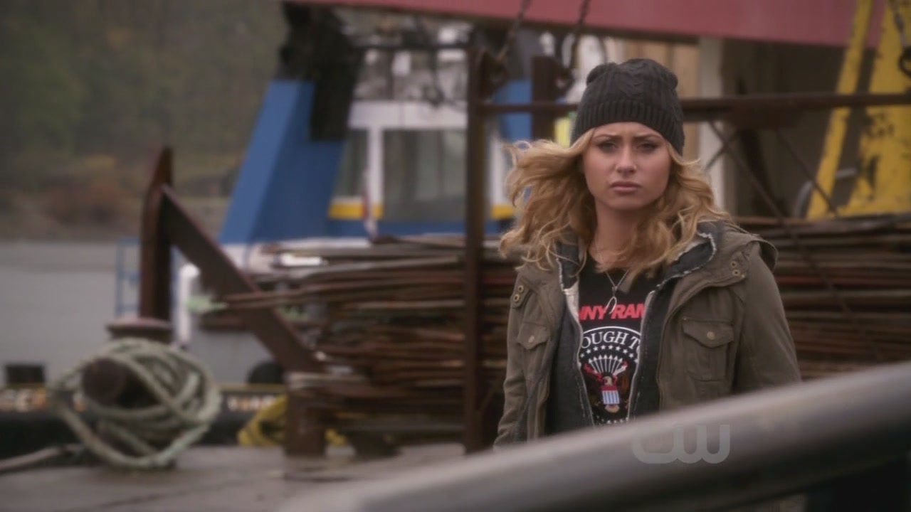 Hellcats1x11-ThinkTwiceBeforeYouGo-510.JPG