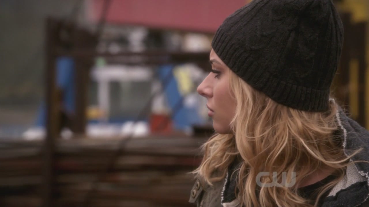 Hellcats1x11-ThinkTwiceBeforeYouGo-518.JPG