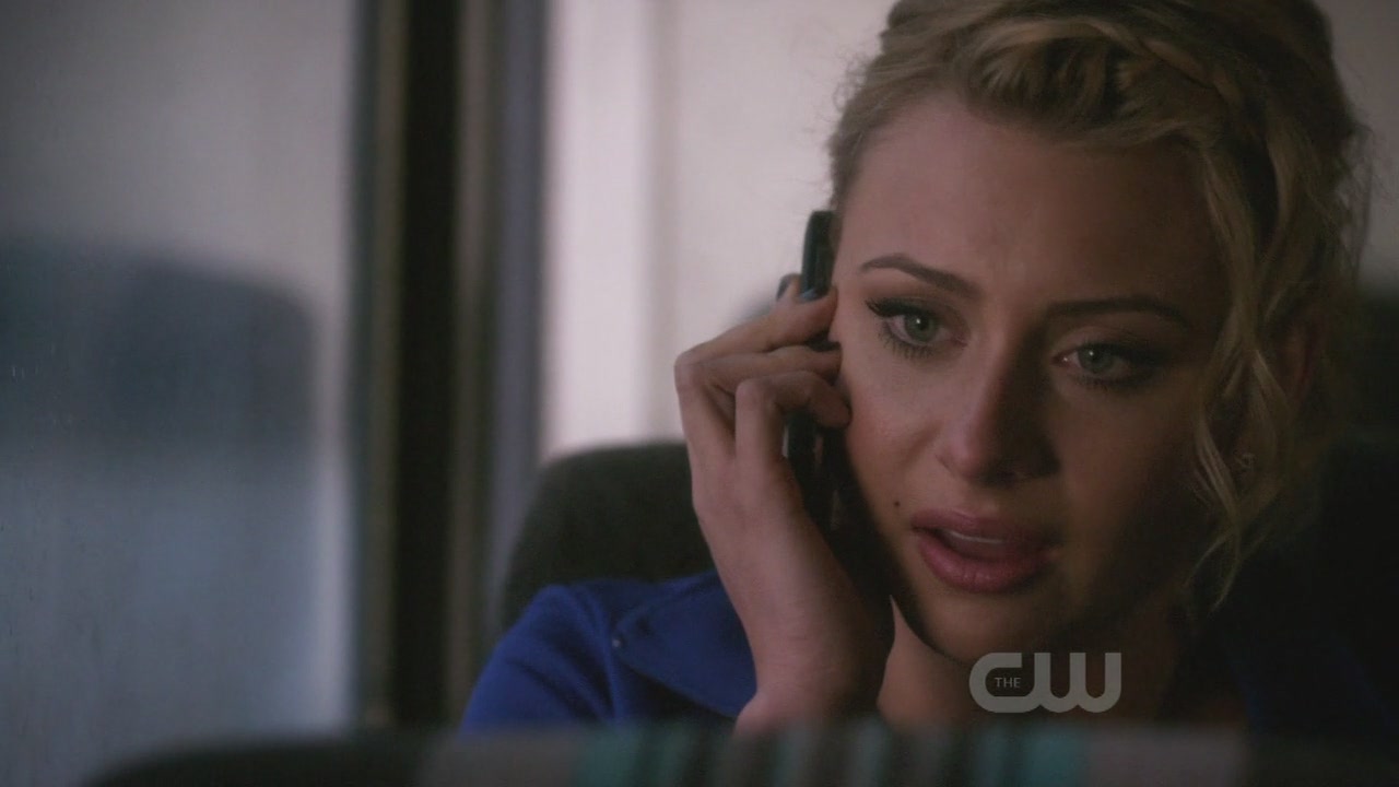 Hellcats1x11-ThinkTwiceBeforeYouGo-568.JPG