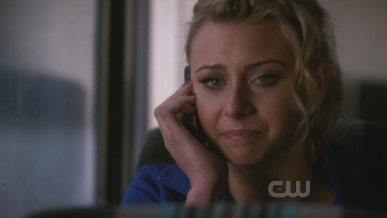 Hellcats1x11-ThinkTwiceBeforeYouGo-576.JPG