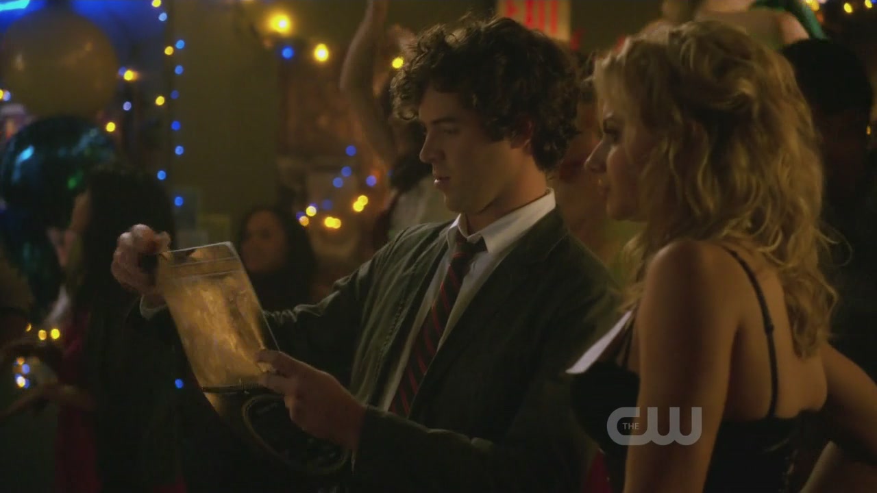 Hellcats-1x13-WorriedBabyBlues-132.JPG