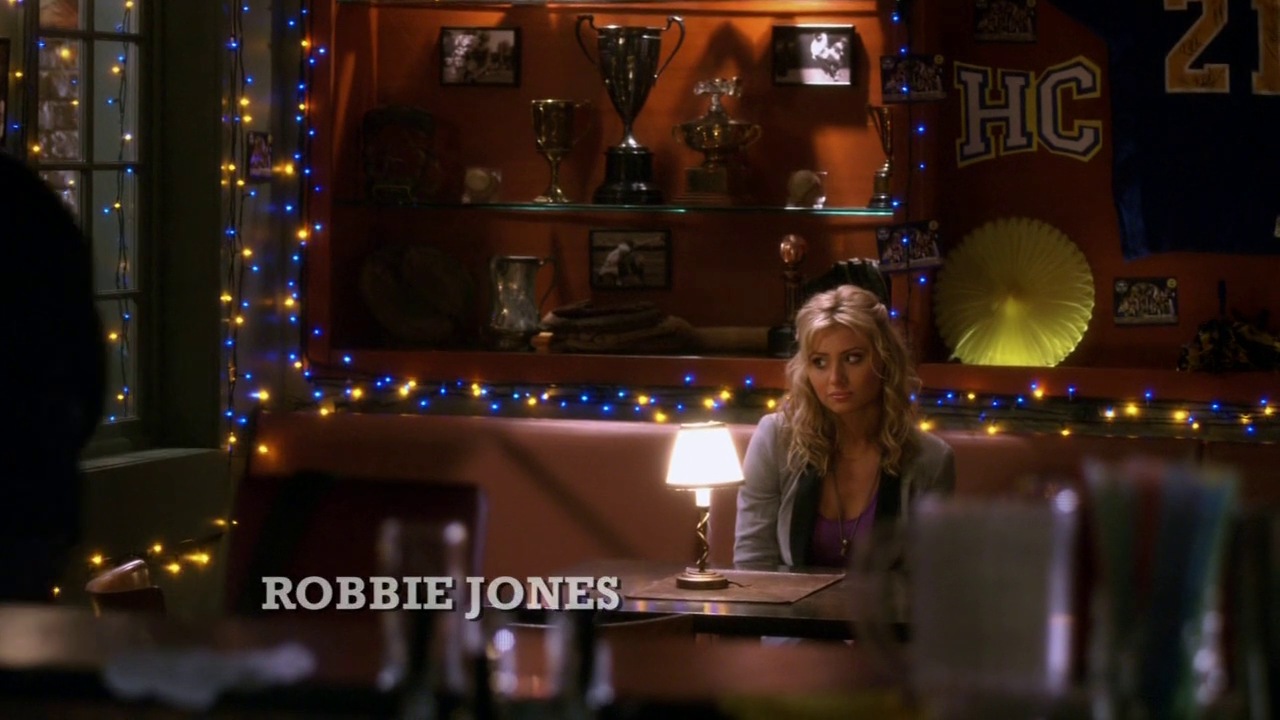 1x11_Remember_When_0012.jpg