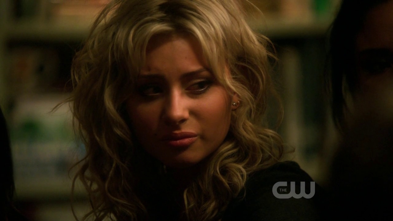 1x11_Remember_When_0442.jpg