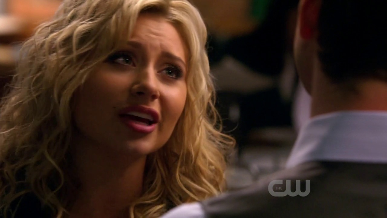 1x19_Before_I_Was_Caught_0197.jpg