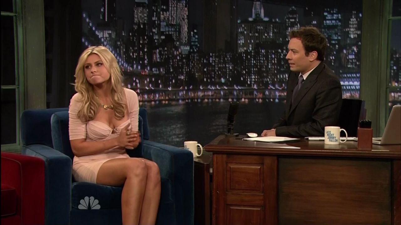 LateNightwithJimmyFallon-04-26-11-044.jpg