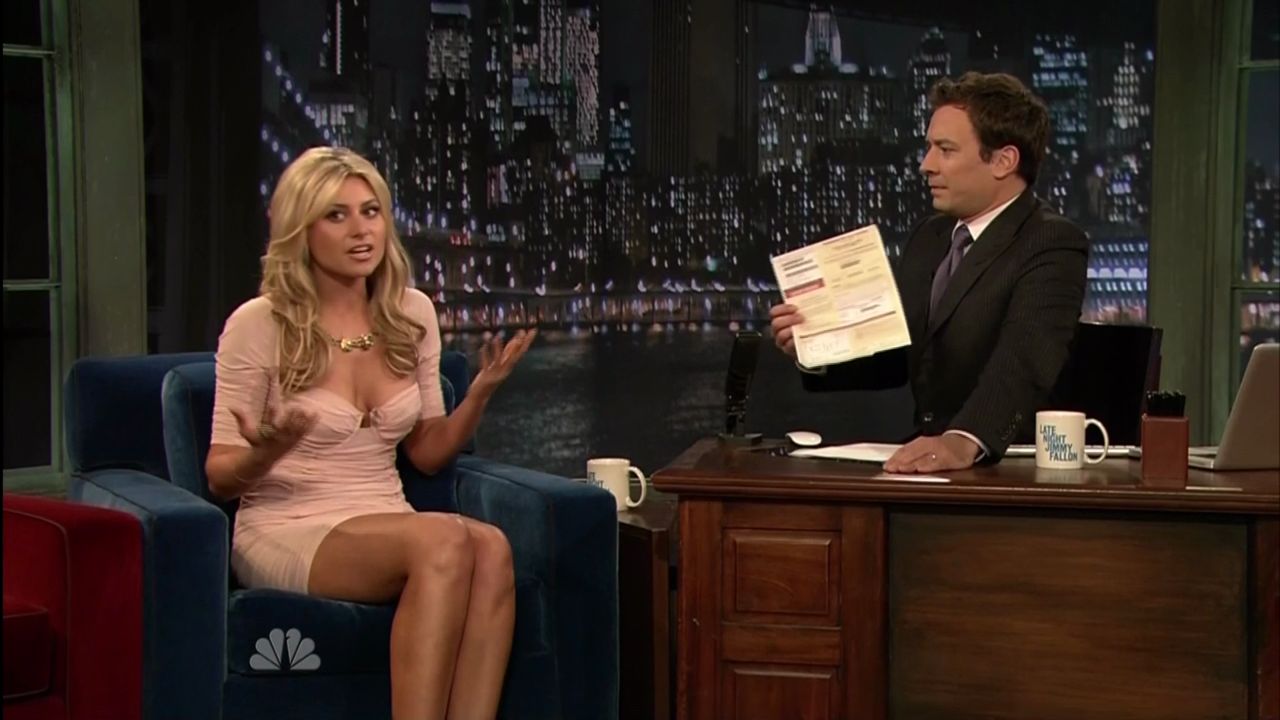 LateNightwithJimmyFallon-04-26-11-056.jpg