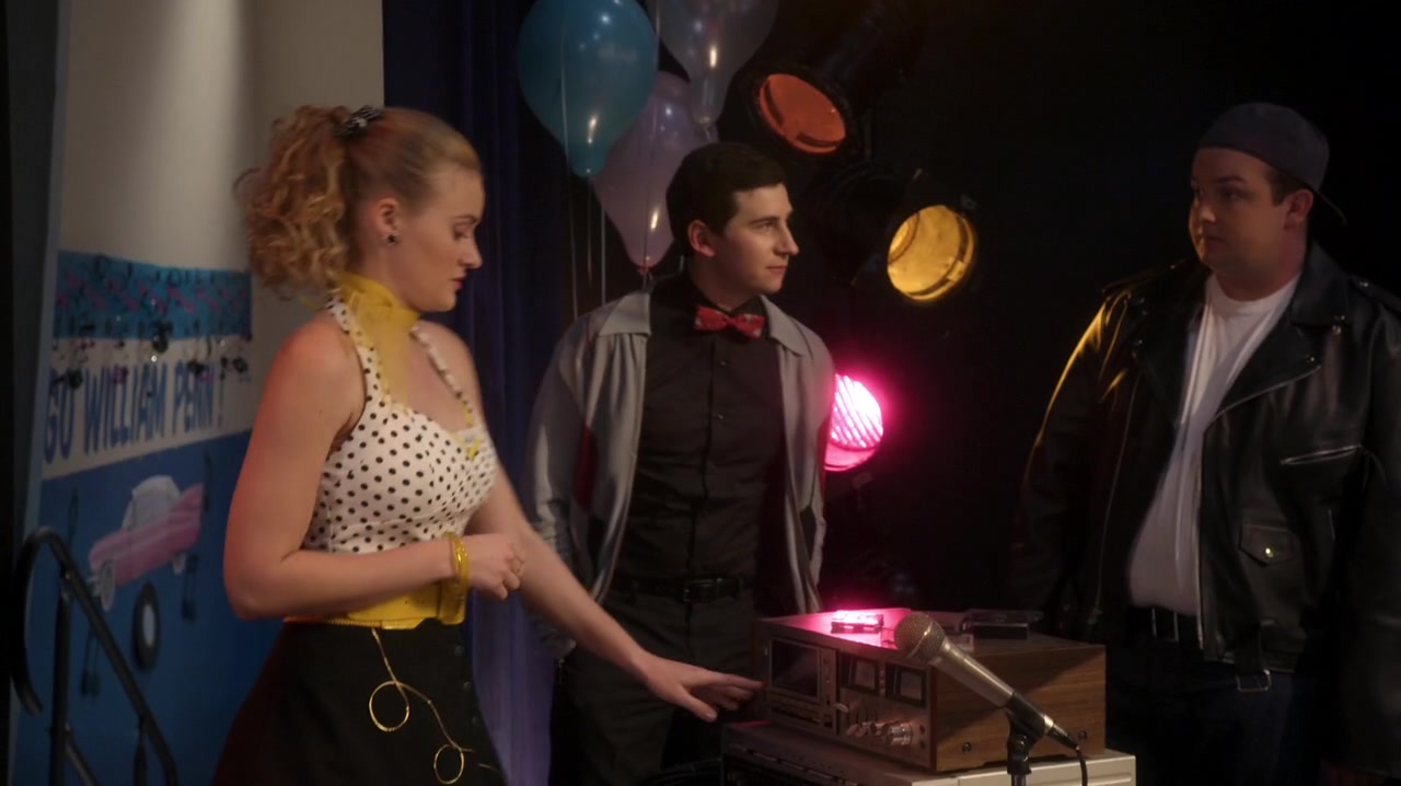 TheGoldbergs_3x17_TheDirtyDancingDance_0024.jpg