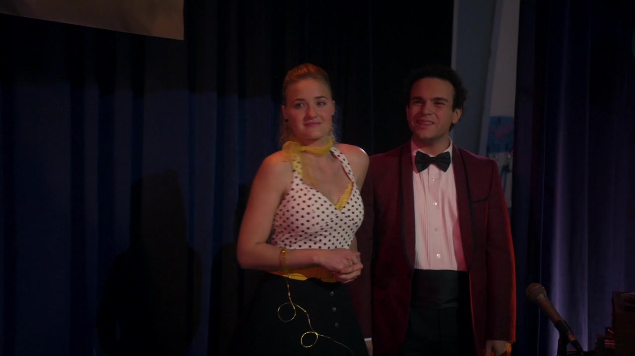 TheGoldbergs_3x17_TheDirtyDancingDance_0037.jpg