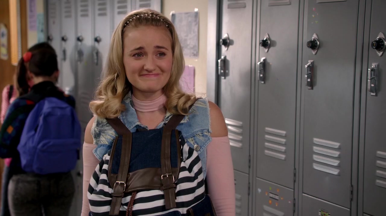 TheGoldbergs_3x19_MagicisReal_0032.jpg