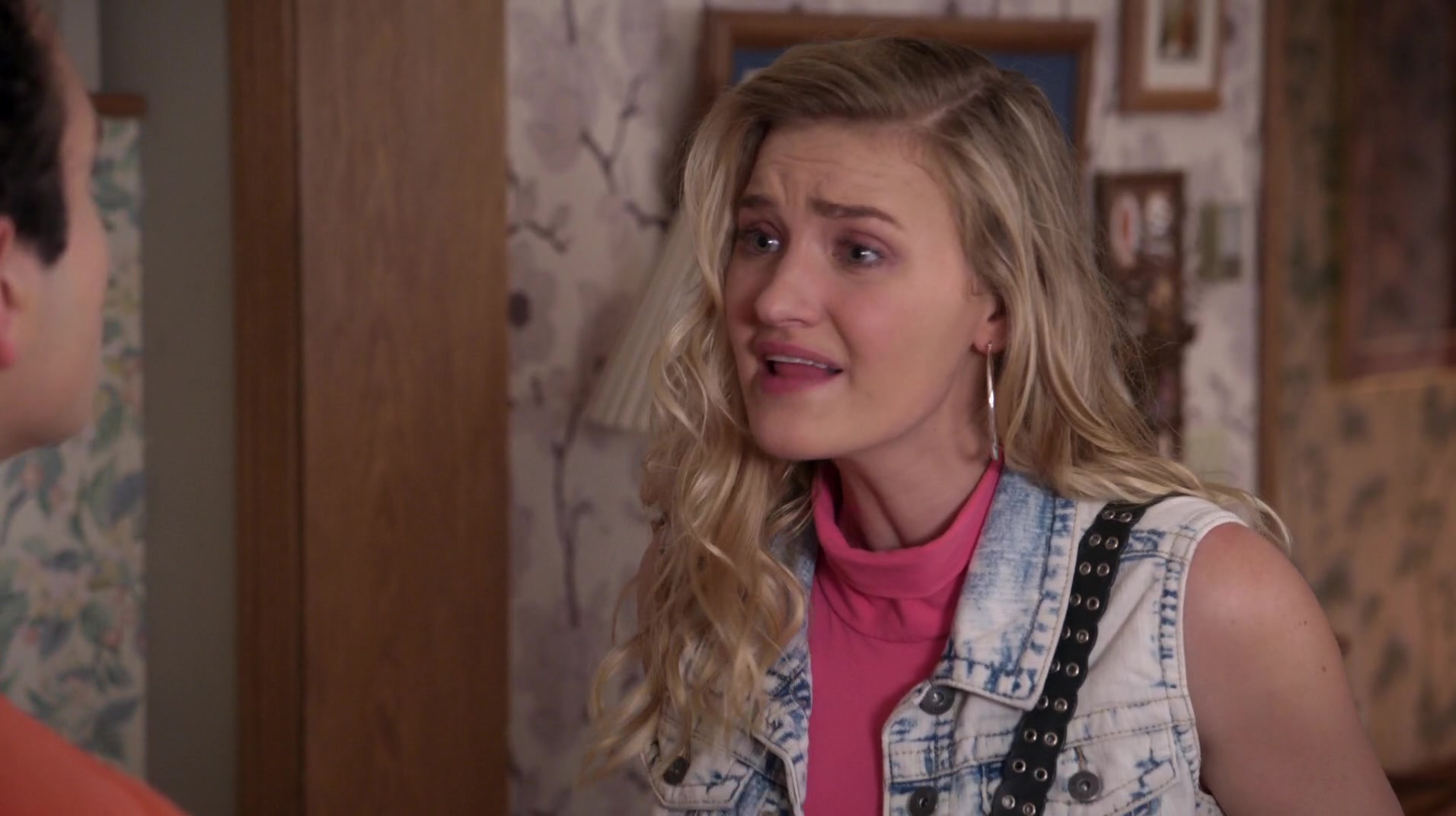TheGoldbergs_4x24_GraduationDay_0006.jpg