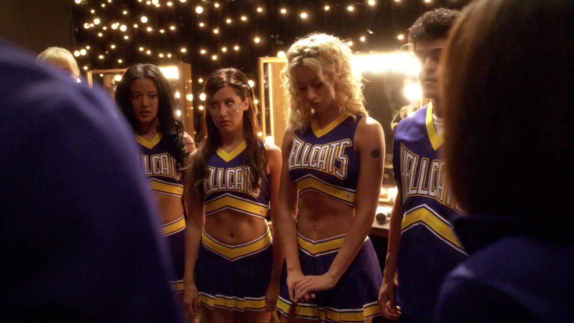 1x02-I_Say_A_Little_Prayer-010.jpg