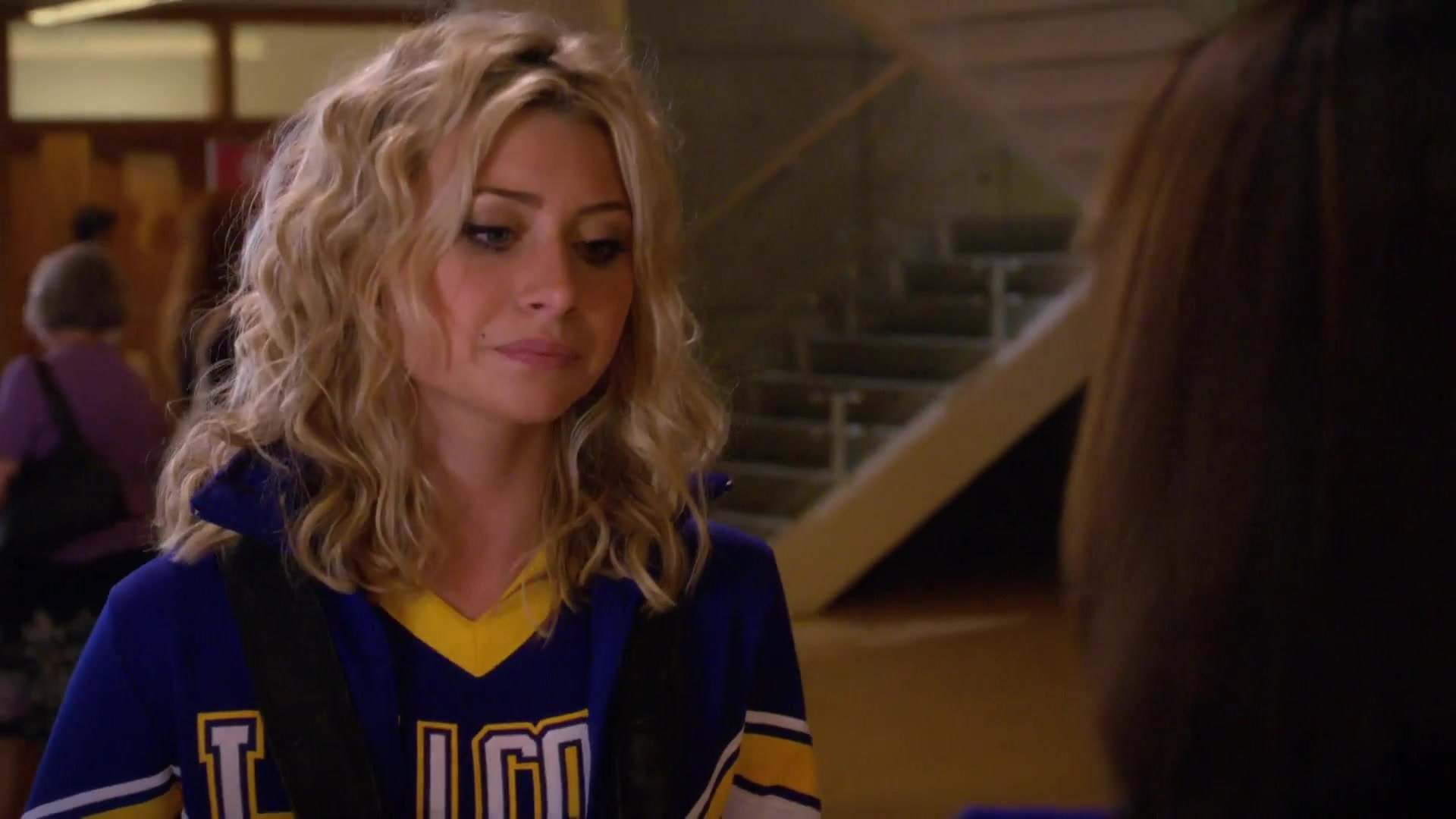 1x02-I_Say_A_Little_Prayer-150.jpg