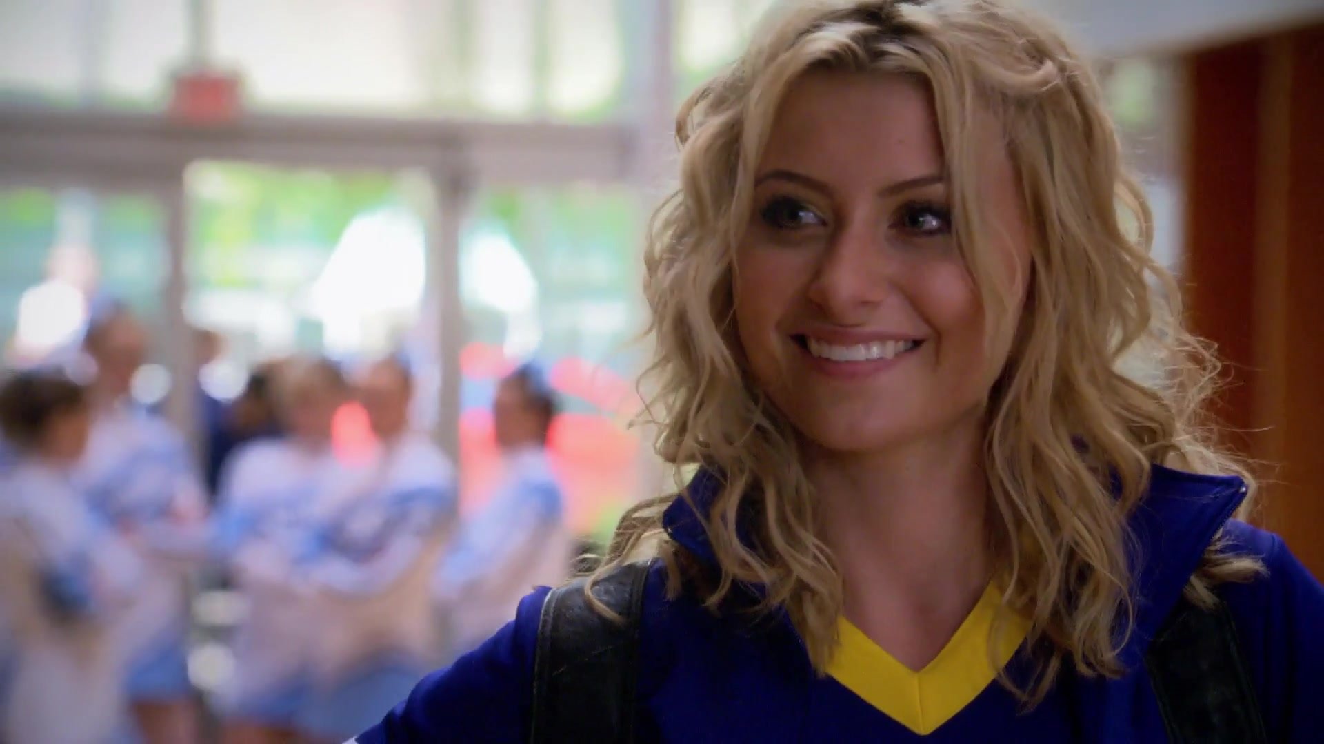 1x02-I_Say_A_Little_Prayer-165.jpg