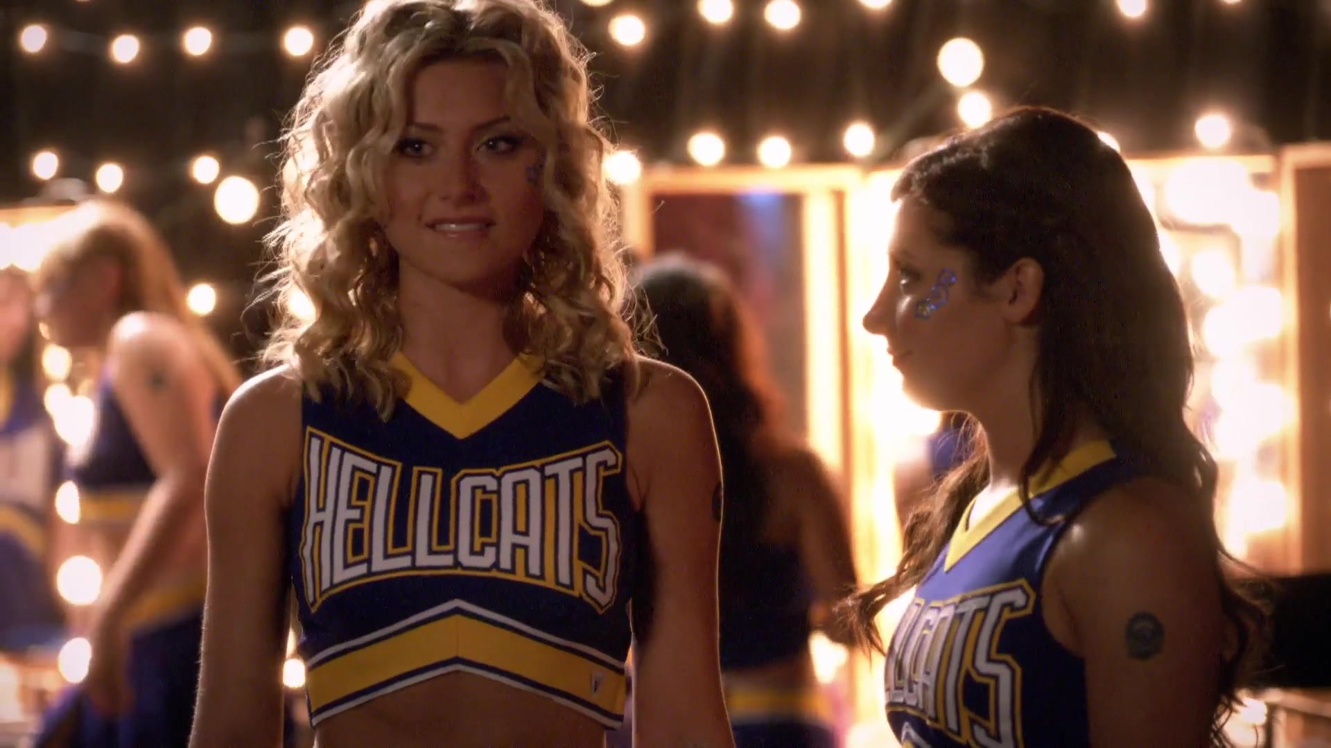 1x02-I_Say_A_Little_Prayer-442.jpg
