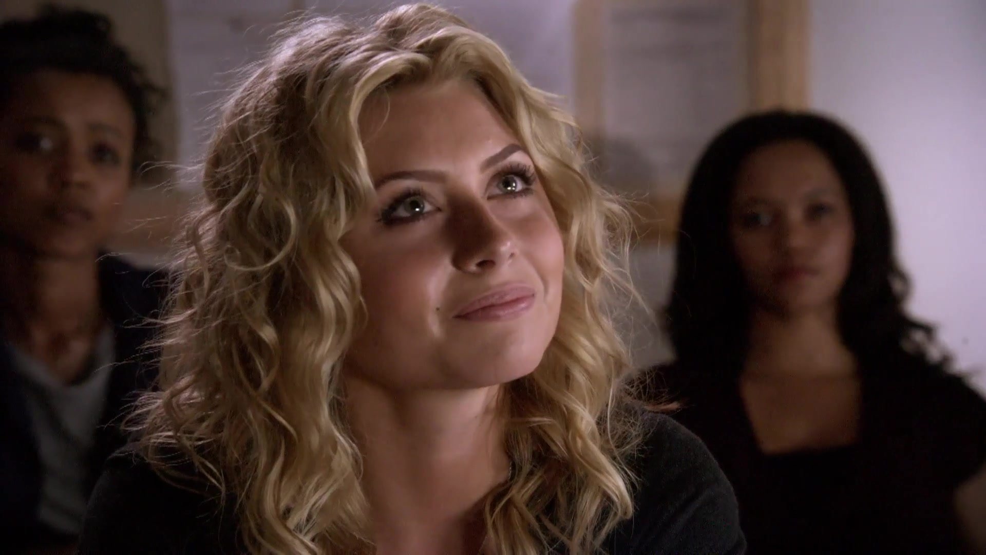 Hellcats-1x03-BealeStAfterDark-107.JPG