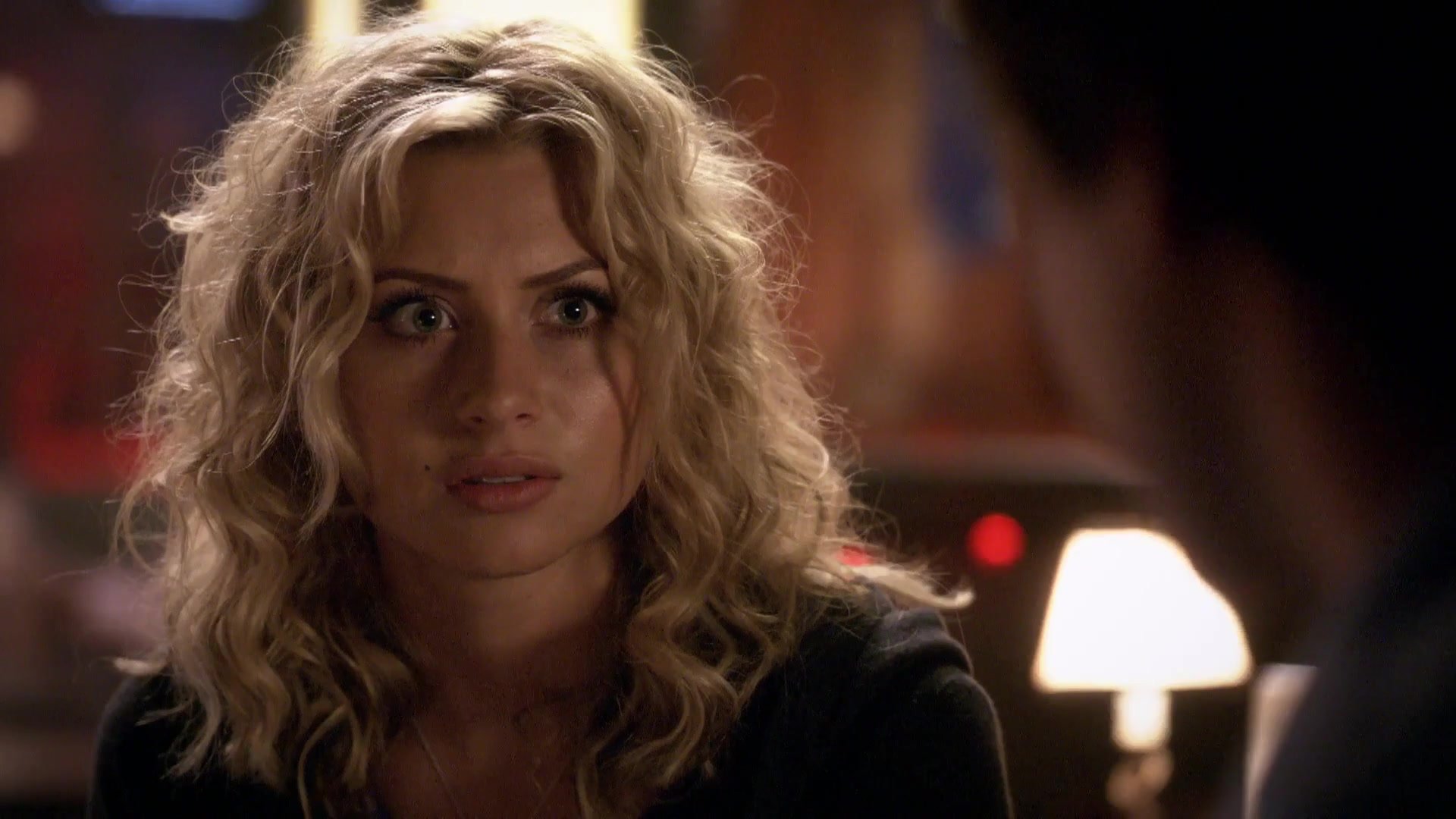 Hellcats-1x03-BealeStAfterDark-317.JPG
