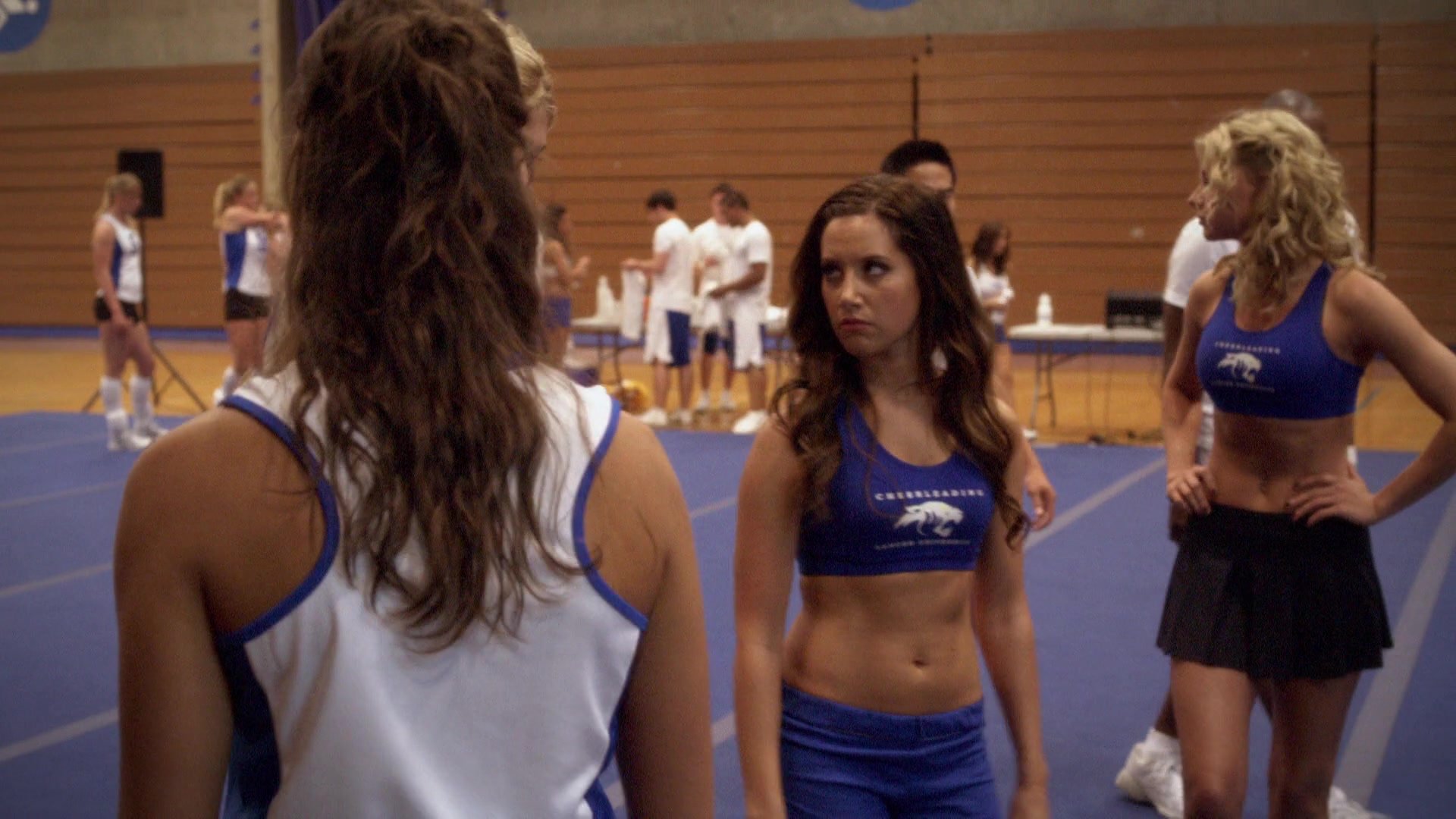 1x06_Ragged_Old_Flag_Football_012.jpg