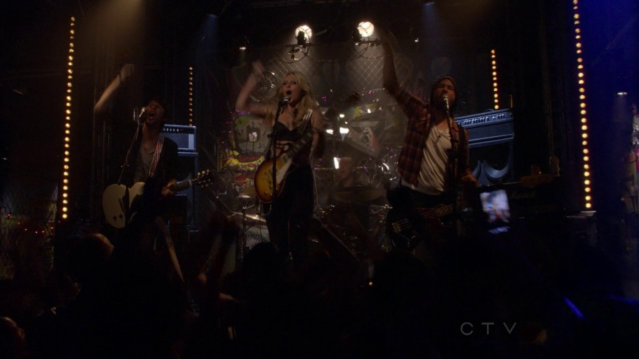 8x02_Keep_It_Real_0011.jpg