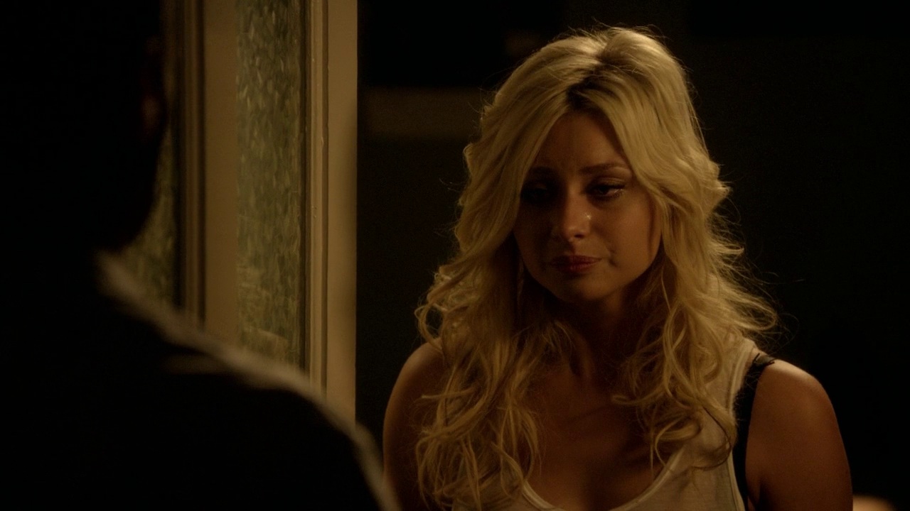 8x02_Keep_It_Real_0081.jpg