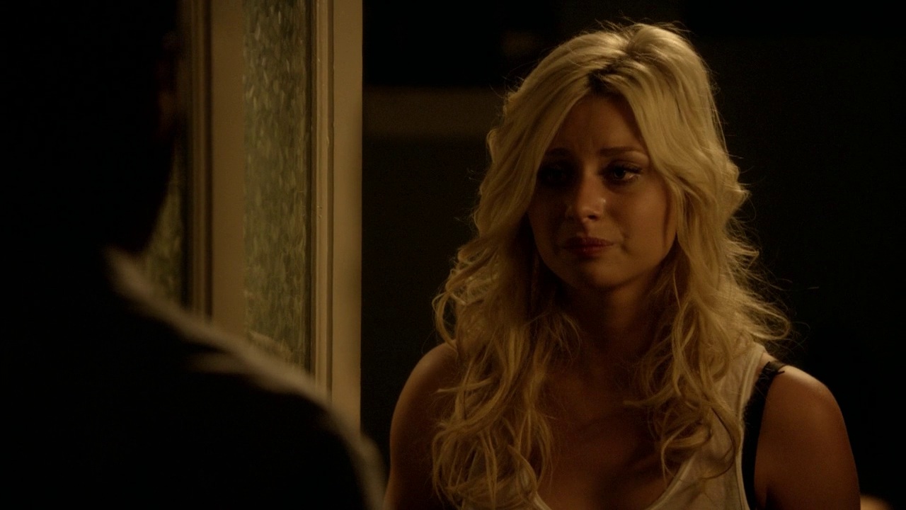 8x02_Keep_It_Real_0082.jpg