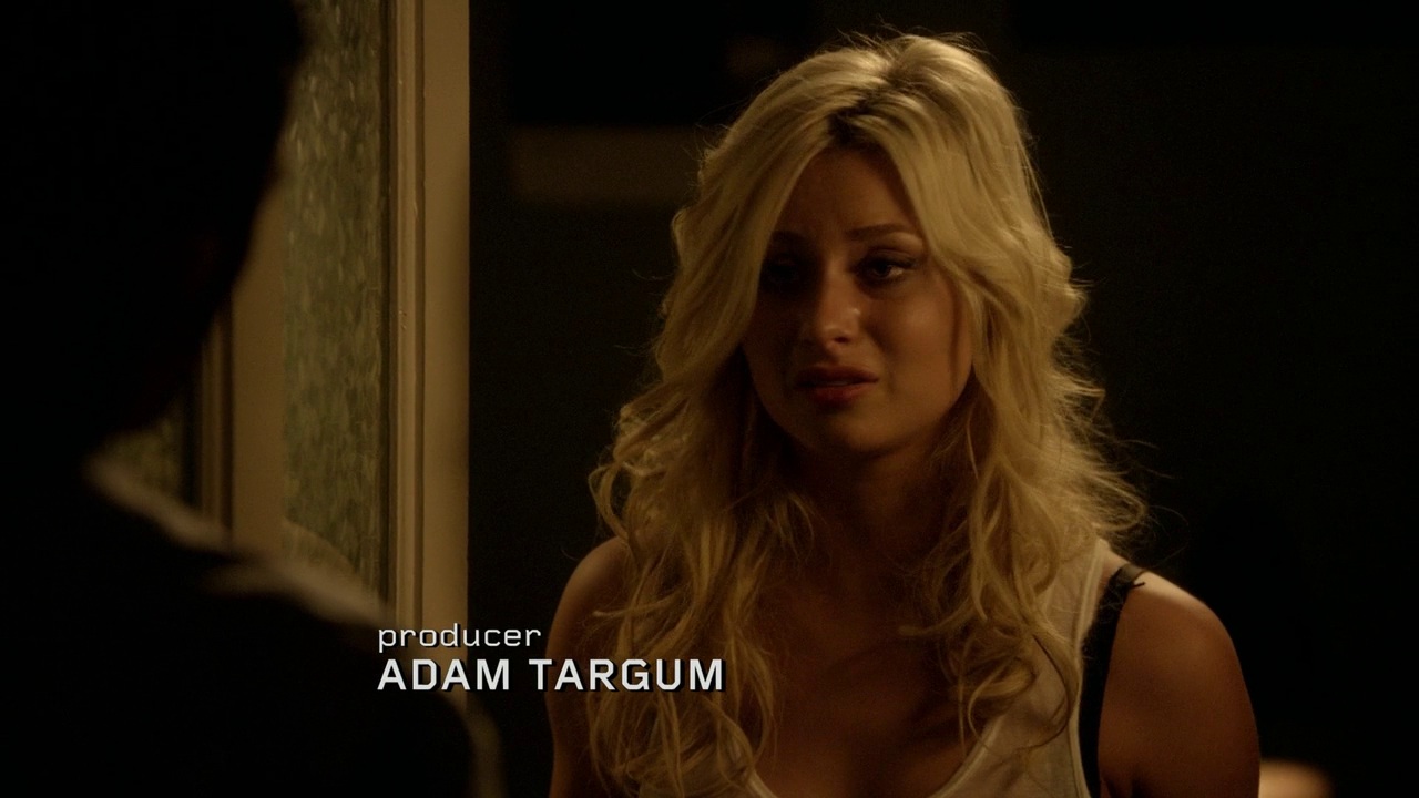 8x02_Keep_It_Real_0102.jpg