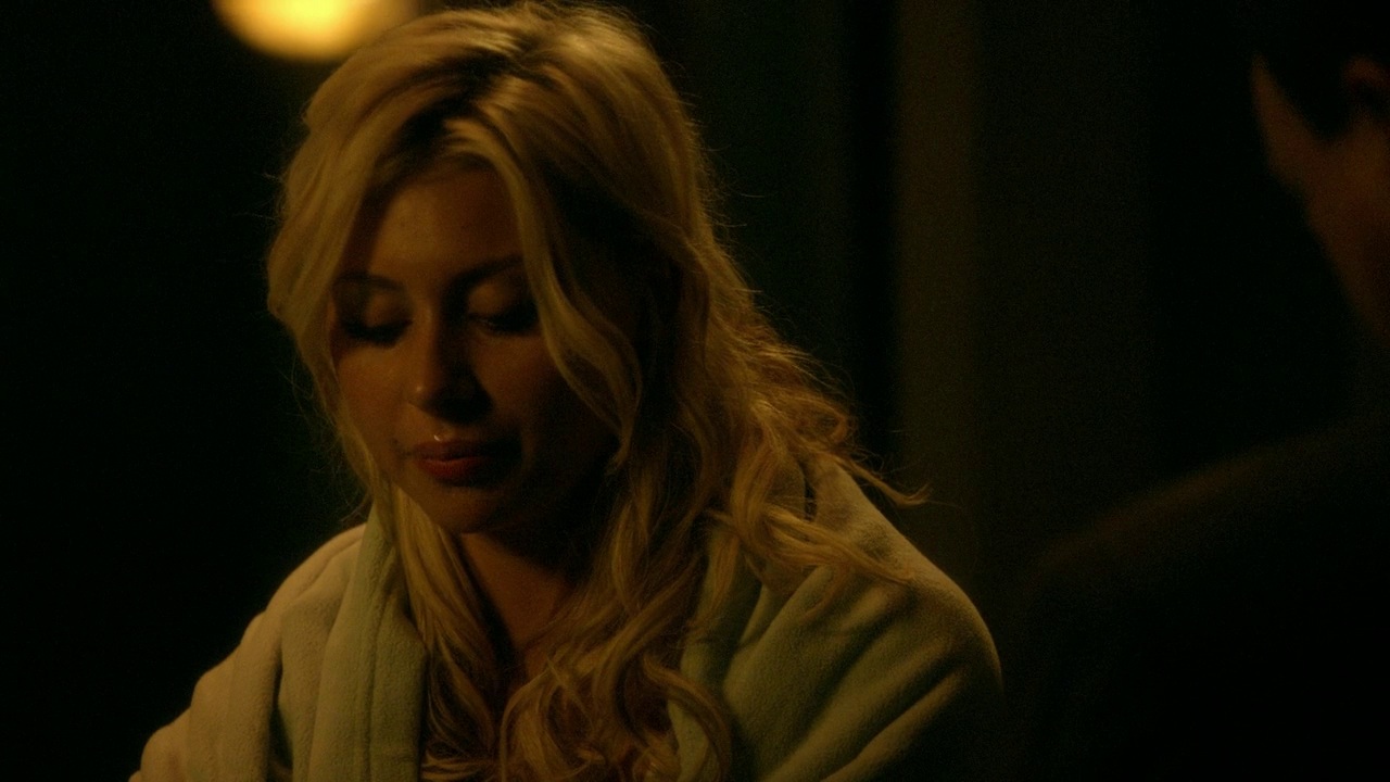 8x02_Keep_It_Real_0114.jpg