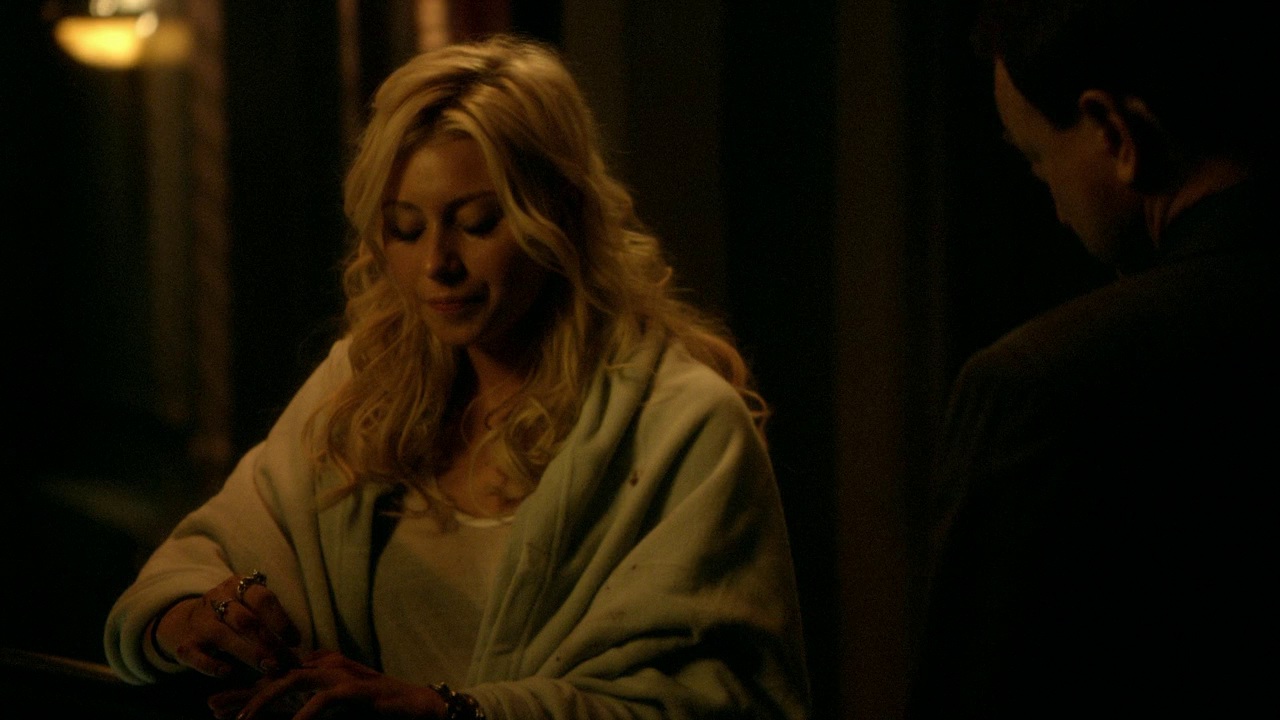 8x02_Keep_It_Real_0140.jpg
