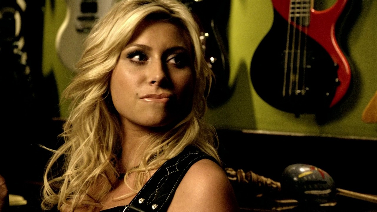 8x02_Keep_It_Real_0178.jpg