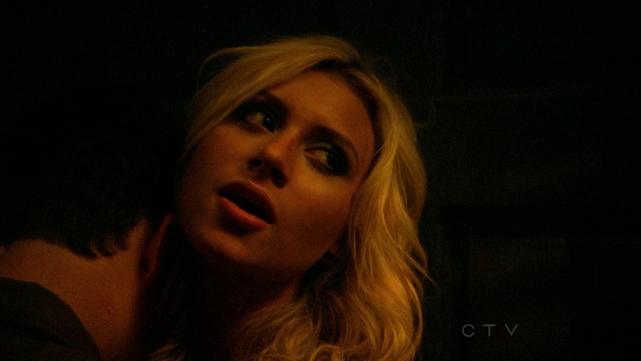 8x02_Keep_It_Real_0328.jpg